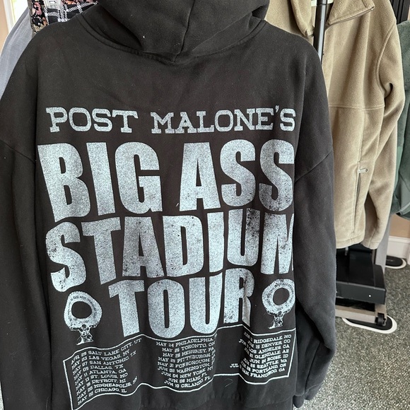 Black Post Malone’s Big Ass Stadium Tour Zip-Up Hoodie with Blue Graphic - Picture 2 of 3